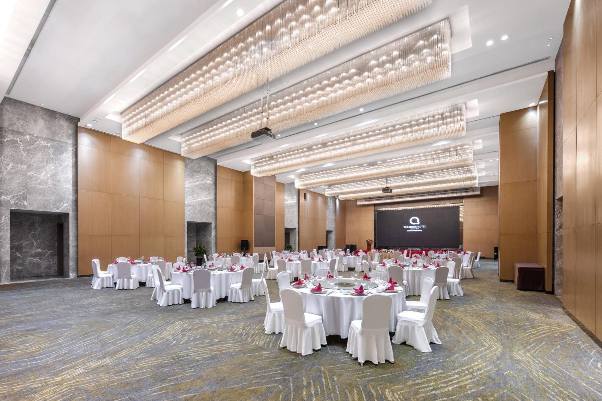 The Qube Xuzhou Hotel Bagian luar foto