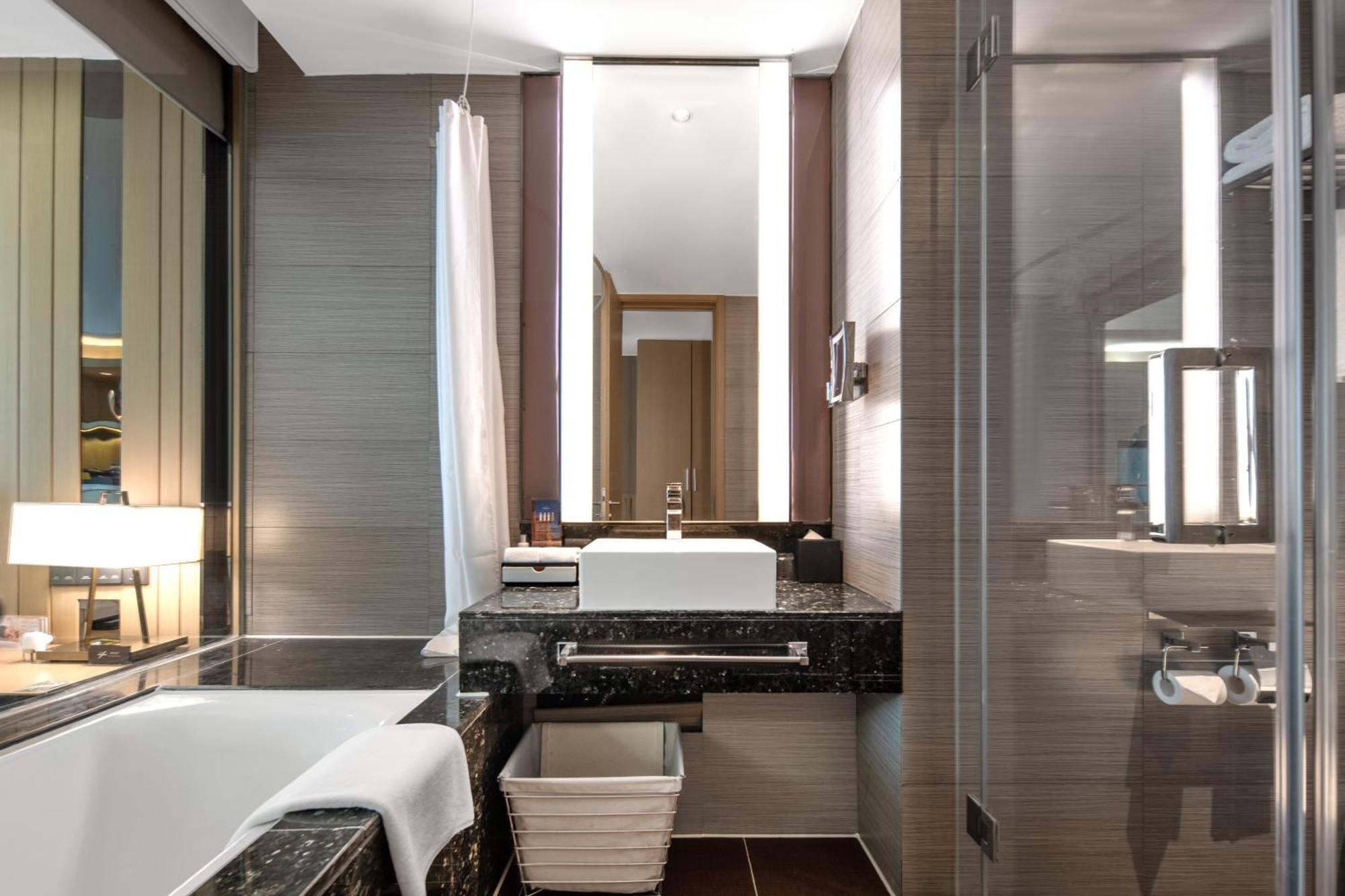 The Qube Xuzhou Hotel Bagian luar foto