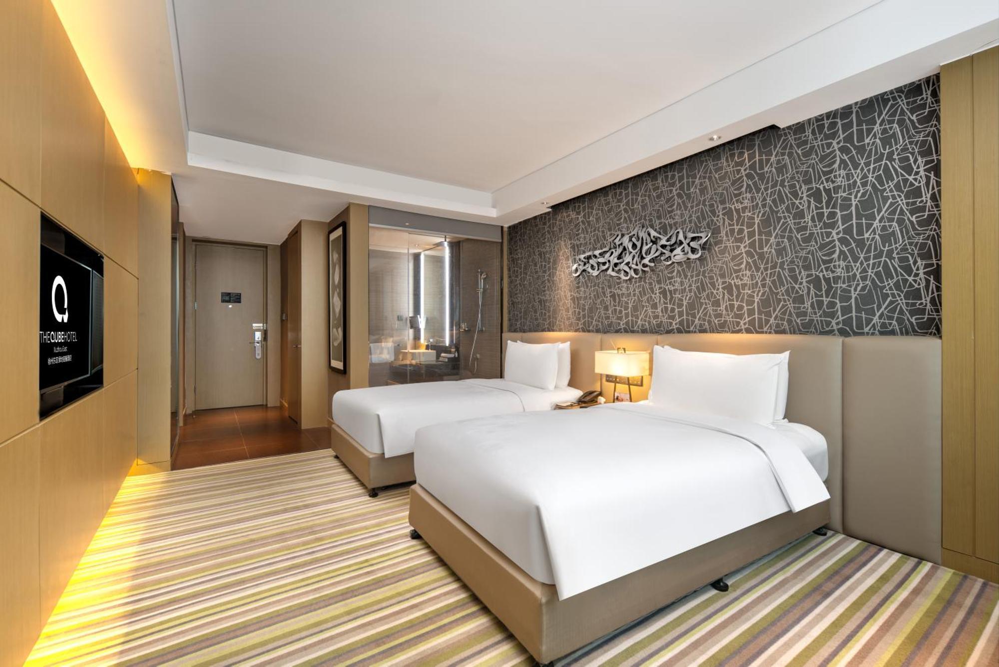 The Qube Xuzhou Hotel Bagian luar foto